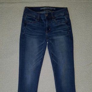 American Eagle Women's 0R Super Stretch Jegging Medium Wash